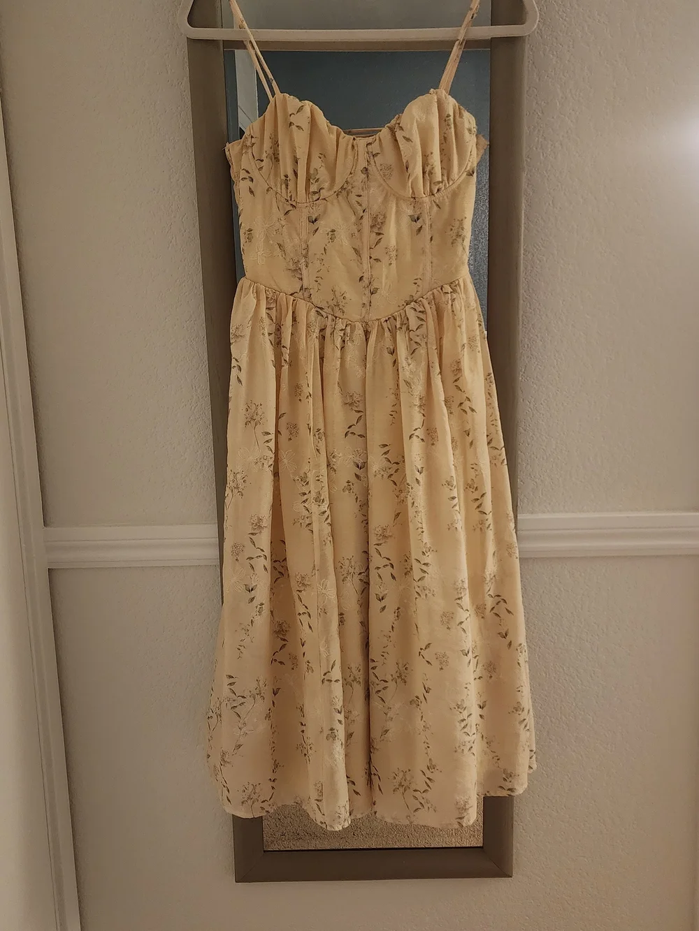 Sleeveless Floral Midi Dress